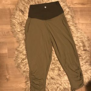 Olive green lululemon capris